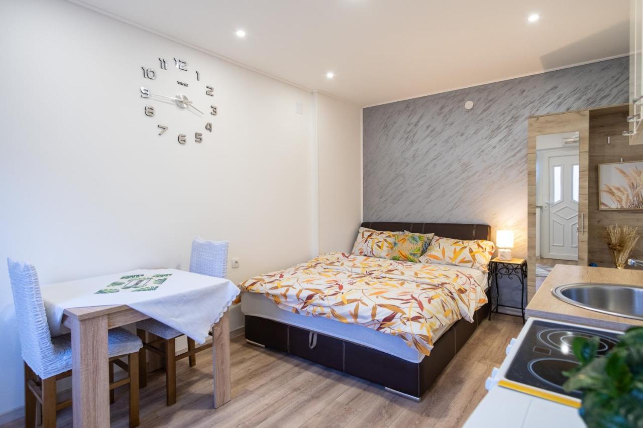 Apartments Solar טרביניה מראה חיצוני תמונה